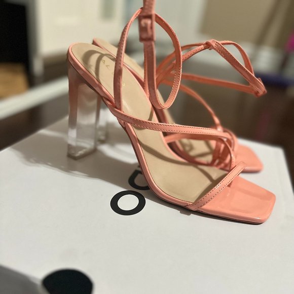 Pink Sqaure Sandal Block heels - Picture 2 of 14